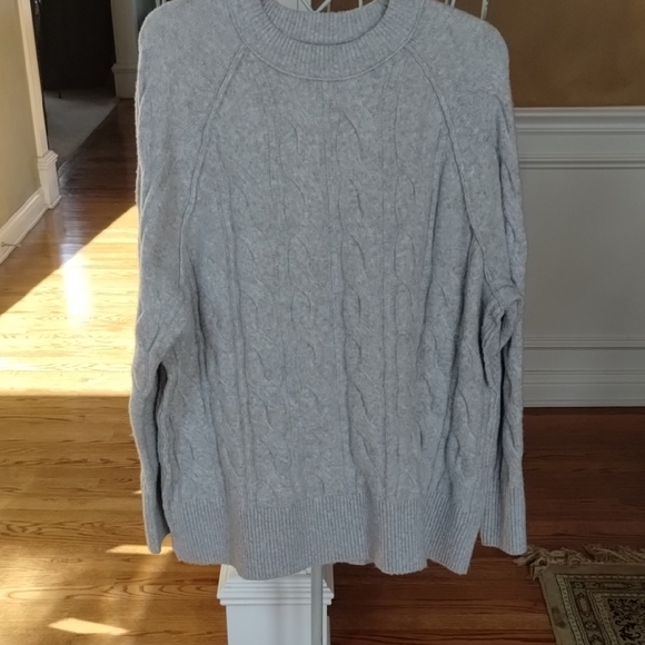Aerie Gray Cable Knit Sweater - Picture 4 of 15